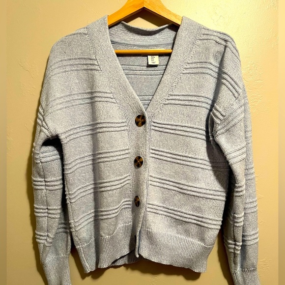 Cupcakes & Cashmere Baby Blue Cotton Button Front Cardigan - Picture 1 of 9